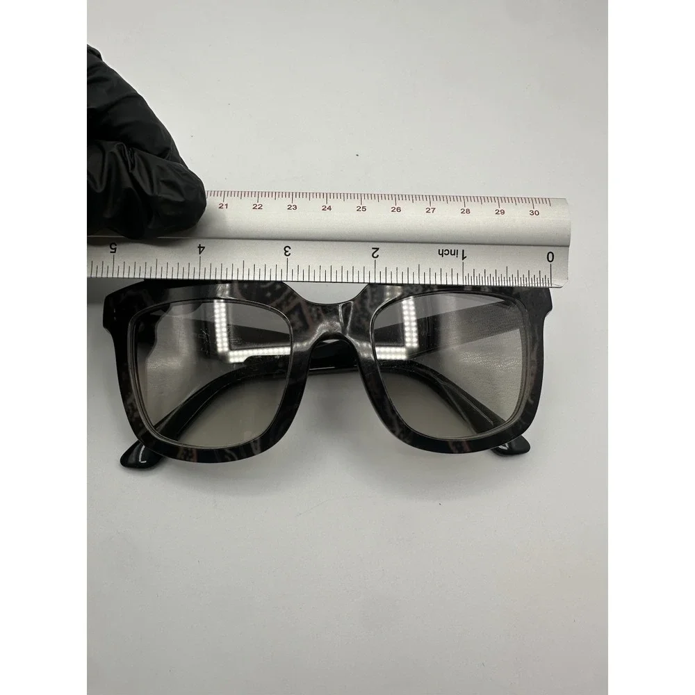 ETRO ET651S Sunglasses Black Print 050 Designer Eyewear 50-22-140